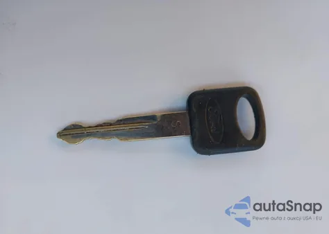 2002 Ford F-250 Lariat/Xl/Xlt z USA, uszkodzony, nr VIN 1FTNW21F72ED55045